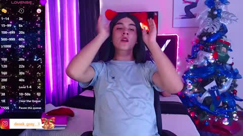 Snapshot of derek_greyy_ chatting on 12.30.24 derek grey online show from 12.30.24
