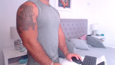 Snapshot of derek_group chatting on 02.16.26 Derek online show from 02.16.26