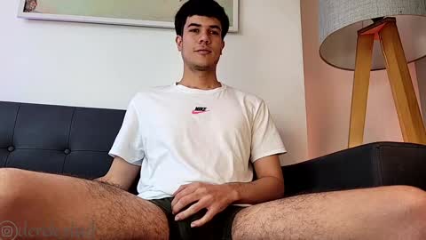 Snapshot of derek_stud_ chatting on 01.04.25 Derek independent model online show from 01.04.25