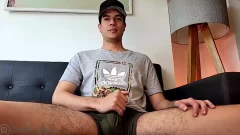 Snapshot of derek_stud_ chatting on 03.03.25 Derek independent model online show from 03.03.25