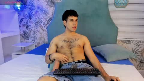 Snapshot of derek_voss chatting on 05.21.26 derek_voss online show from 05.21.26
