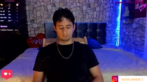 Snapshot of derekk_cute chatting on 12.22.24 DEREKK online show from 12.22.24