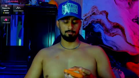 Snapshot of derekk_cute chatting on 03.24.26 DEREKK online show from 03.24.26