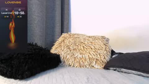 Derek  IG Derekolsen2024 online show from 01.24.25