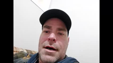 Snapshot of derf007 chatting on 02.22.25 derf007 online show from 02.22.25