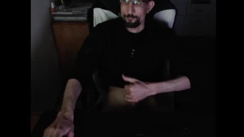 Snapshot of dermattes chatting on 05.02.26 dermattes online show from 05.02.26