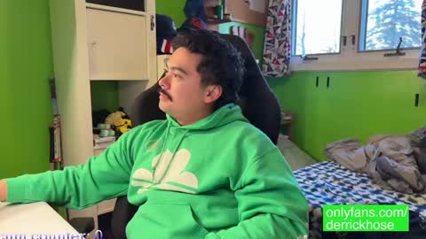 Snapshot of derrick_hose chatting on 02.27.25 Derrick Hose online show from 02.27.25