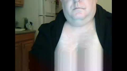 Snapshot of derrickkearley2055 chatting on 03.03.25 derrickkearley2055 online show from 03.03.25