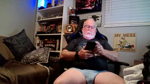 D K online show from 02.25.25