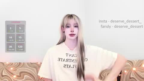 Snapshot of deserve_dessert chatting on 11.21.25 Domi online show from 11.21.25