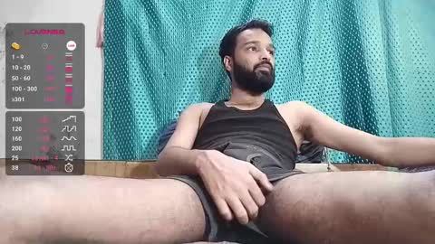 desi_boy799417 online show from 03.03.25