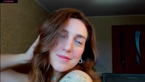 Snapshot of desired_zoya chatting on 12.18.25 desired zoya online show from 12.18.25