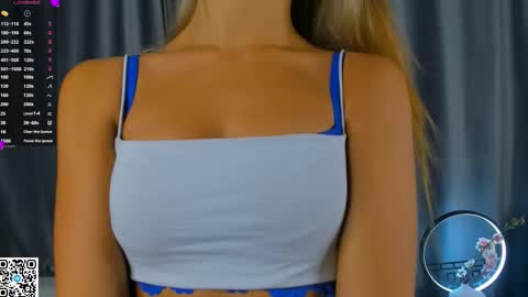 Snapshot of desireeclipse chatting on 12.05.25 Willow online show from 12.05.25