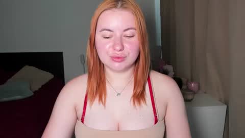 Snapshot of desirelayla chatting on 06.25.26 LAYLA online show from 06.25.26