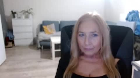 Snapshot of desiresofia chatting on 01.07.25 S O F I A online show from 01.07.25