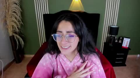 Snapshot of desiring__angel chatting on 03.11.25 Desiring Angel online show from 03.11.25