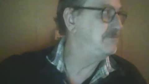 Snapshot of destelp chatting on 03.03.26 destelp online show from 03.03.26