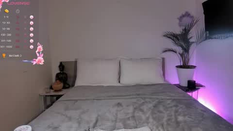 Destinne Mill online show from 11.19.25