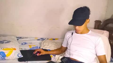 deus_steim online show from 12.04.25