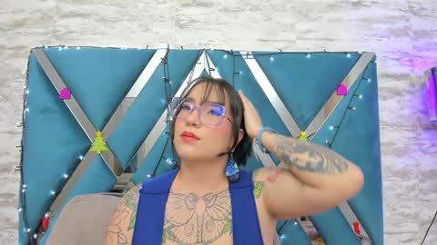 Snapshot of deva_blue chatting on 12.14.24 Deva Blue online show from 12.14.24