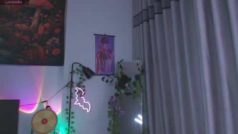 Snapshot of devil_fts chatting on 04.24.26 Devil online show from 04.24.26