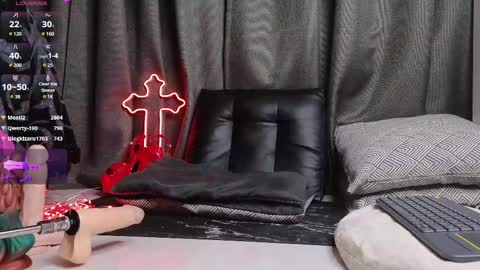 devil_s_bride online show from 03.08.25