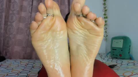 Johana online show from 12.18.24