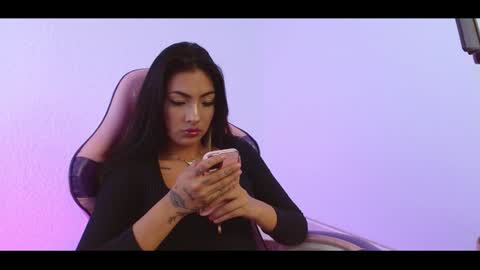 Snapshot of devilchlloe chatting on 02.04.25 devilchlloe online show from 02.04.25