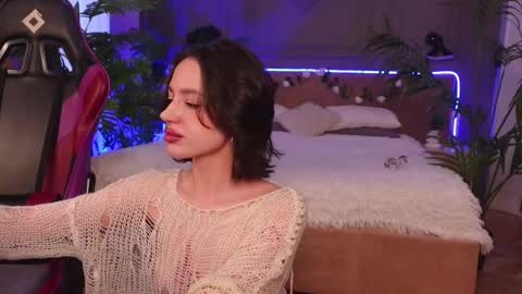 devilinee online show from 11.19.25