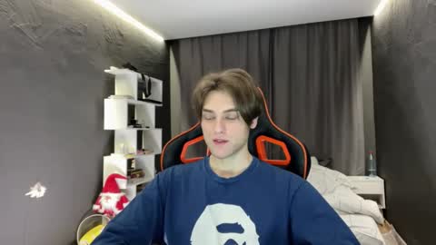 Snapshot of devilnut1 chatting on 11.19.25 devilnut1 online show from 11.19.25