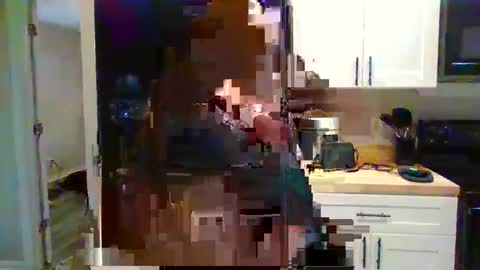 Snapshot of devilsdani chatting on 02.19.25 Dani online show from 02.19.25