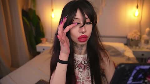 Snapshot of devilss_toy chatting on 11.21.25 CIBELLE online show from 11.21.25