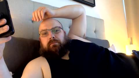 Snapshot of devilwings2 chatting on 10.13.25 devilwings2 online show from 10.13.25