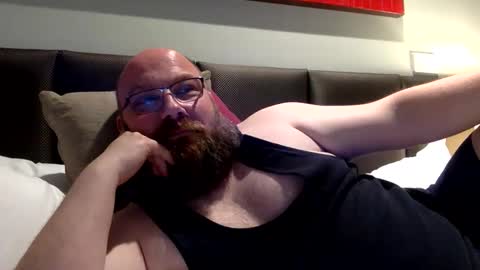 Snapshot of devilwings2 chatting on 10.23.25 devilwings2 online show from 10.23.25