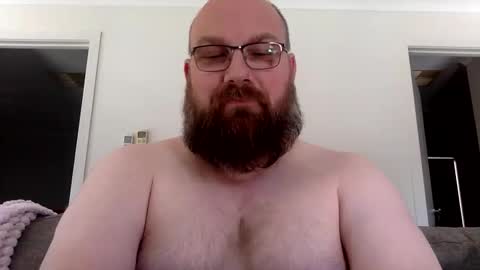 Snapshot of devilwings2 chatting on 11.25.25 devilwings2 online show from 11.25.25