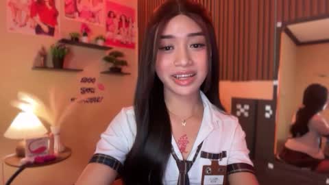 Devine Greyson online show from 10.07.25