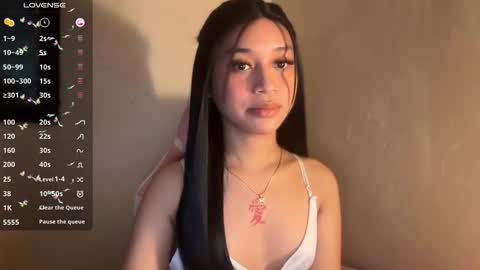 Devine Greyson online show from 11.12.25