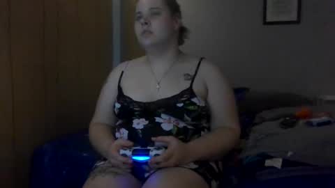 Snapshot of devykitten2018 chatting on 03.10.25 devykitten online show from 03.10.25