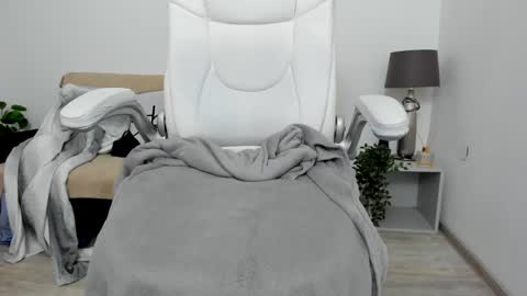 Deya online show from 02.05.25