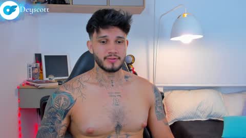 JULIAN online show from 01.15.25