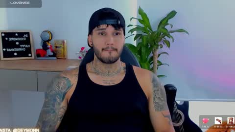 Snapshot of deymon_scott chatting on 01.18.26 JULIAN online show from 01.18.26