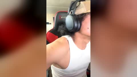 Snapshot of deztrixxx chatting on 03.10.26 deztrixxx online show from 03.10.26