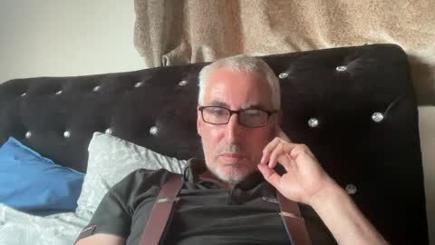 Snapshot of dfraserc chatting on 05.29.26 dfraserc online show from 05.29.26