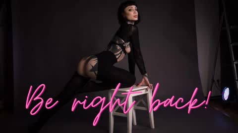 dgtlgrl online show from 01.14.26