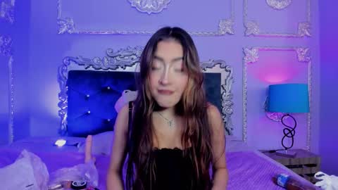 Dhalia online show from 02.18.26