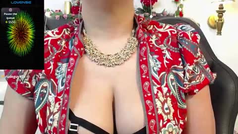 Snapshot of dharanisnisha chatting on 05.22.26 dharanisnisha online show from 05.22.26