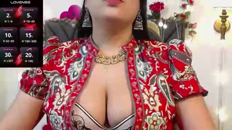 Snapshot of dharanisnisha chatting on 07.06.26 dharanisnisha online show from 07.06.26