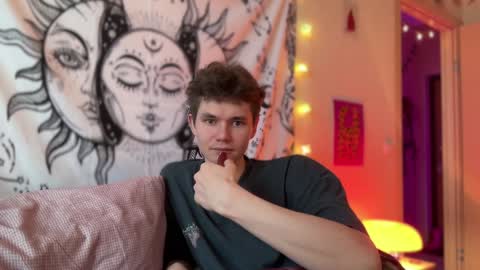 Di Alex online show from 12.26.24