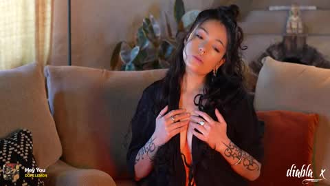 Snapshot of diabla_x chatting on 02.20.26 DIABLA online show from 02.20.26