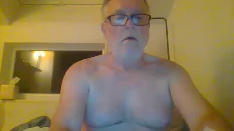 Snapshot of dial76 chatting on 01.16.25 dial76 online show from 01.16.25